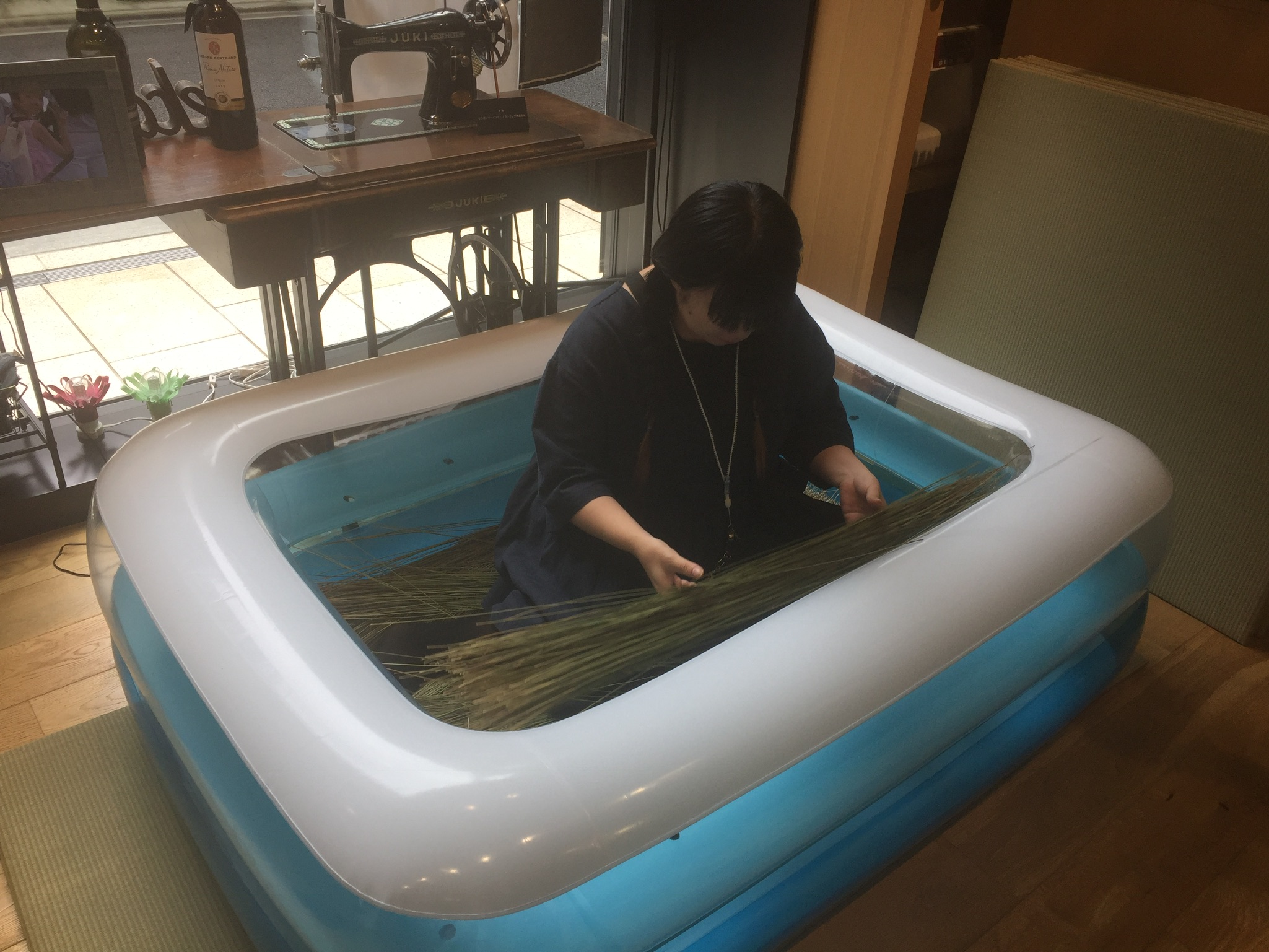 い草のプール