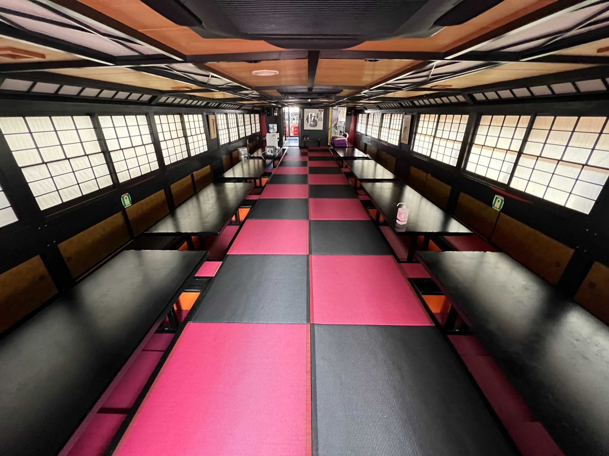 台東区浅草橋神田川屋形船張替工事
